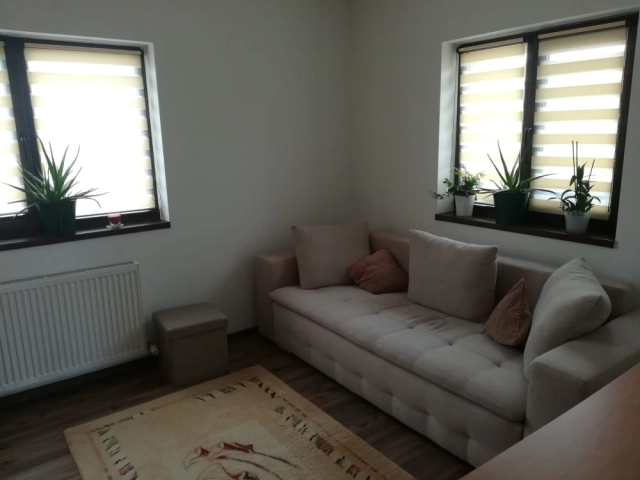 Apartament 6 camere - Valea Lupului