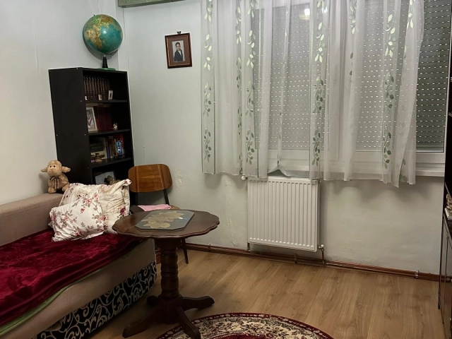 Apartament 3 camere - Centru
