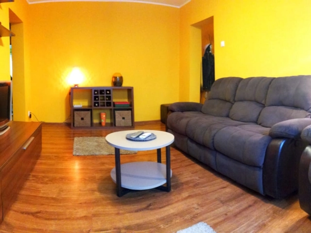 Apartament 3 camere - Podu Ros