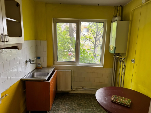 Apartament 3 camere - Podu Ros