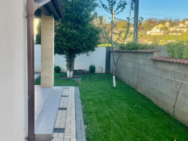 Apartament 4 camere - Valea Lupului