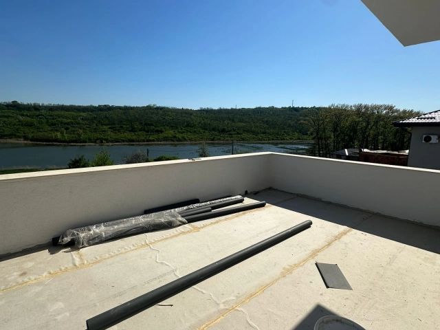 Apartament 4 camere - Valea Adanca