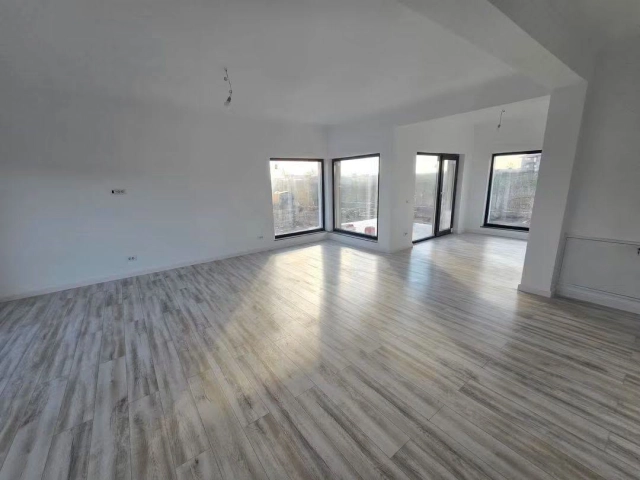 Apartament 4 camere - Vorovesti