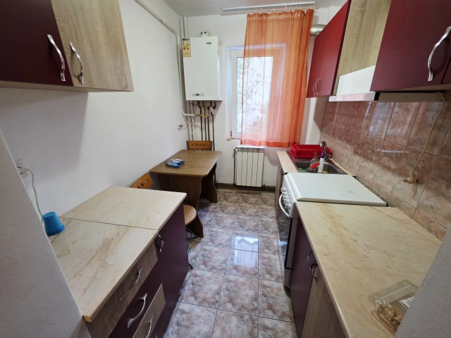 Apartament 3 camere - Alexandru cel Bun