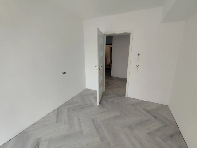 Apartament 3 camere - Nicolina