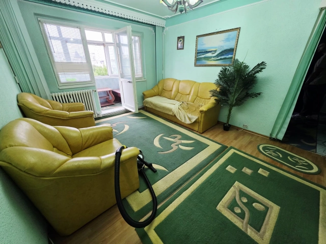 Apartament 3 camere - Alexandru cel Bun