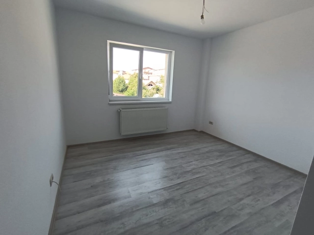 Apartament 3 camere - Popas Pacurari