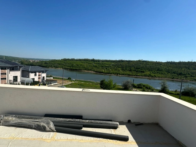 Apartament 4 camere - Valea Adanca