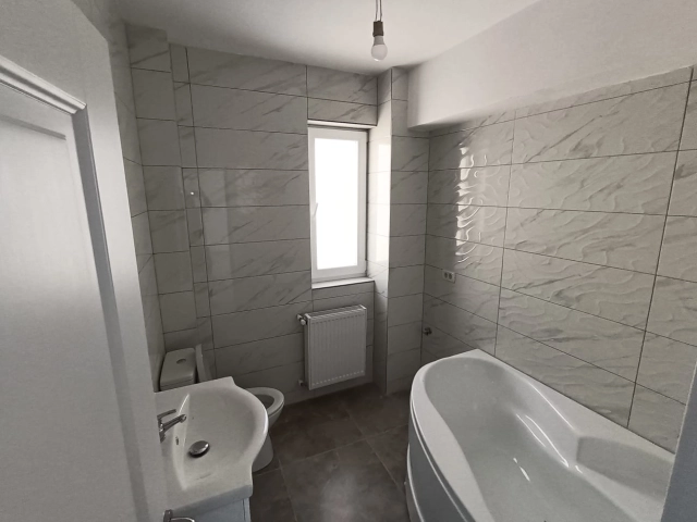Apartament 3 camere - Popas Pacurari