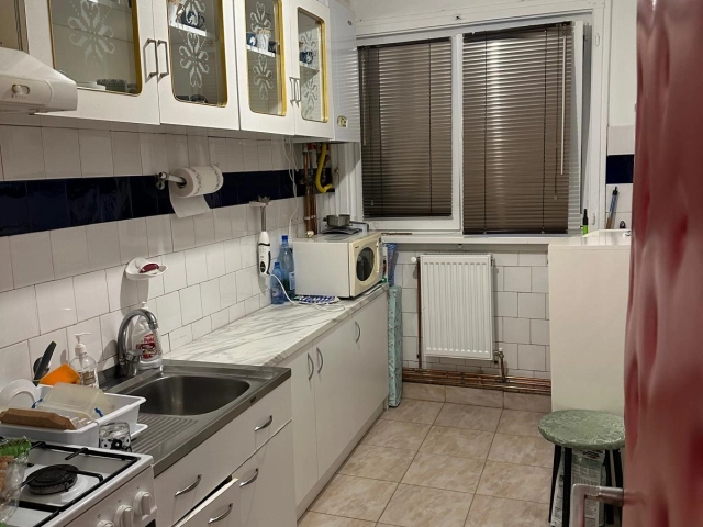 Apartament 3 camere - Centru