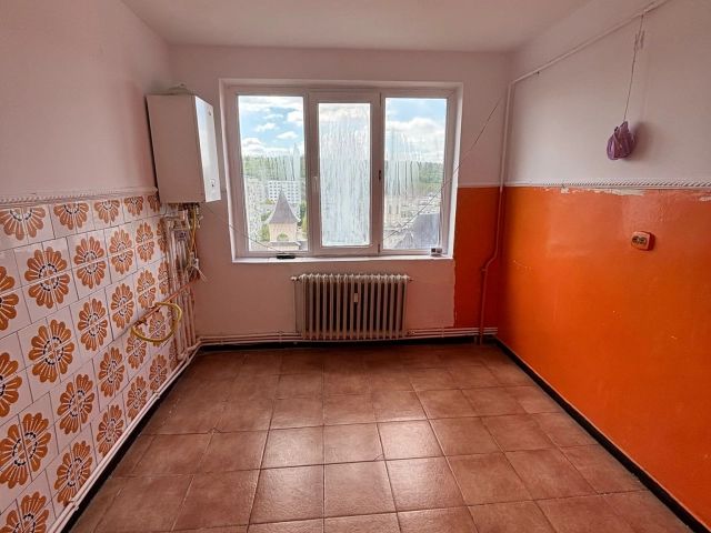 Apartament 3 camere - Alexandru cel Bun