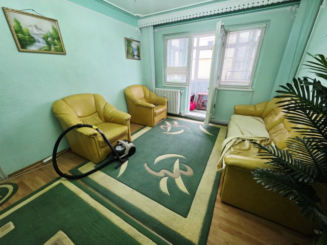 Apartament 3 camere - Alexandru cel Bun