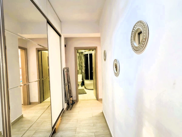 Apartament 3 camere - Podul de Fier