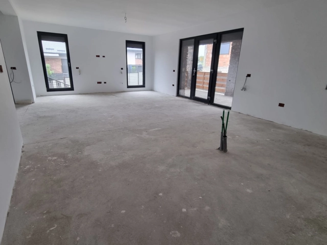 Apartament 5 camere - CUG